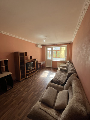 Продам двухкомнатную (2-комн.) квартиру, Энтузиастов ул, 13кА, Волгодонск г