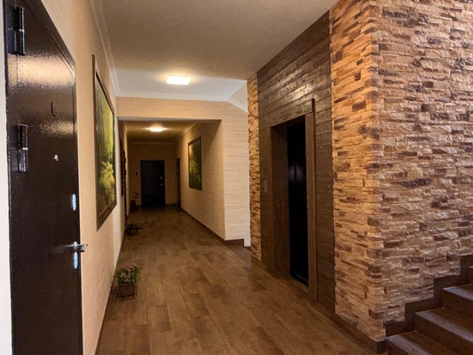 Продам двухкомнатную (2-комн.) квартиру, Чернышевского ул, 201В, Нальчик г