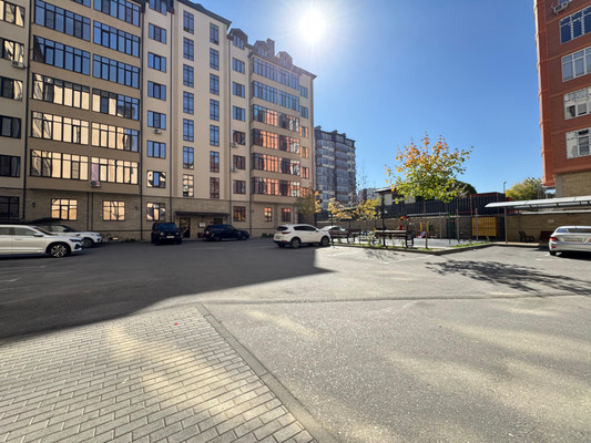 Продам двухкомнатную (2-комн.) квартиру, Чернышевского ул, 201В, Нальчик г