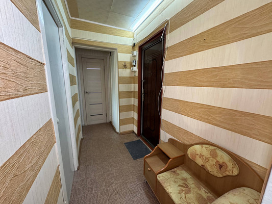 Продам двухкомнатную (2-комн.) квартиру, Советская ул, 37, Комсомольск-на-Амуре г