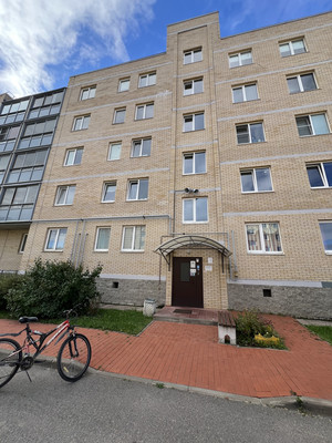 Продам однокомнатную (1-комн.) квартиру, Славянская ул, 5, Коммунар г