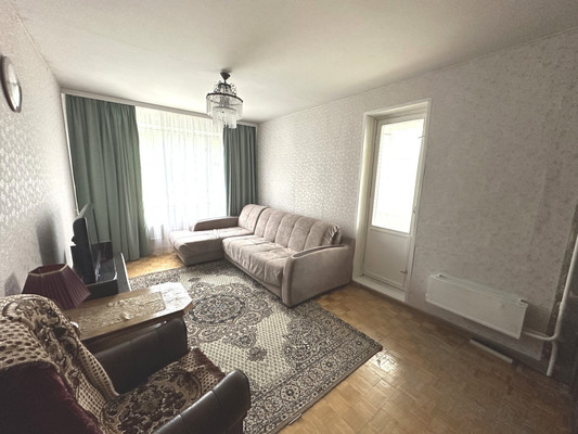 Продам трехкомнатную (3-комн.) квартиру, Дачная ул, 23, Раменское г