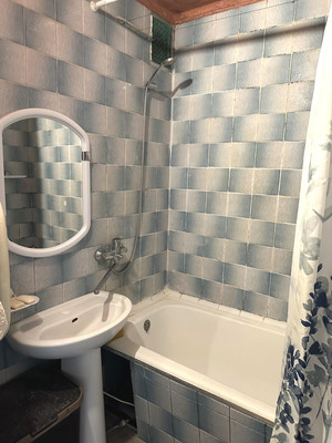 Продам трехкомнатную (3-комн.) квартиру, Дачная ул, 23, Раменское г