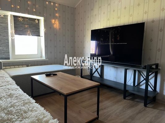 Продам двухкомнатную (2-комн.) квартиру, Советская ул, 7к2, Дубровка гп