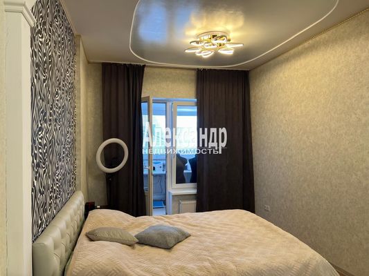 Продам двухкомнатную (2-комн.) квартиру, Советская ул, 7к2, Дубровка гп