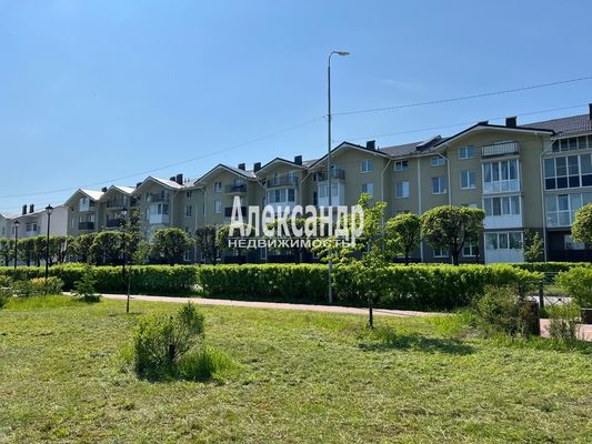 Продам двухкомнатную (2-комн.) квартиру, Советская ул, 7к2, Дубровка гп