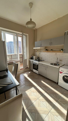 Продам однокомнатную (1-комн.) квартиру, Красных Военлетов ул, 9к1, Гатчина г