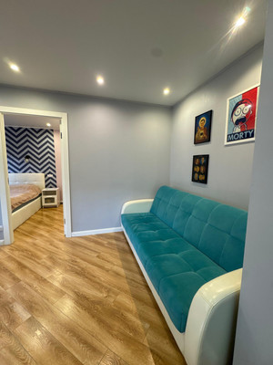 Продам двухкомнатную (2-комн.) квартиру, Октябрьская наб, 76к2, Санкт-Петербург г