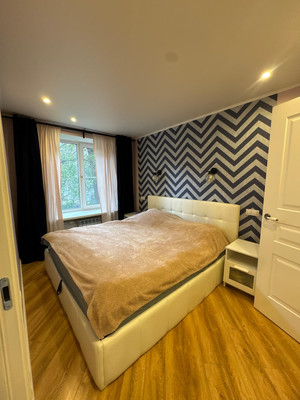 Продам двухкомнатную (2-комн.) квартиру, Октябрьская наб, 76к2, Санкт-Петербург г