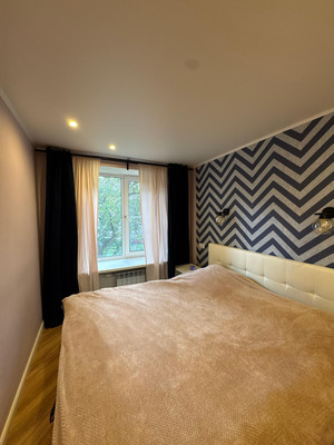 Продам двухкомнатную (2-комн.) квартиру, Октябрьская наб, 76к2, Санкт-Петербург г