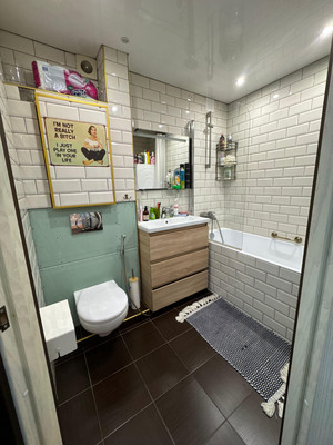 Продам двухкомнатную (2-комн.) квартиру, Октябрьская наб, 76к2, Санкт-Петербург г