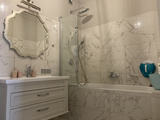 Продам трехкомнатную (3-комн.) квартиру, Переведеновский пер, 6А, Москва г