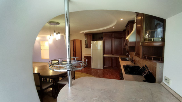 Продам трехкомнатную (3-комн.) квартиру, Смирнова ул, 83, Иваново г