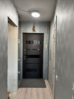 Продам однокомнатную (1-комн.) квартиру, Строителей ул, 1, Молодежное пгт