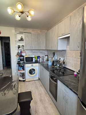 Продам однокомнатную (1-комн.) квартиру, Строителей ул, 1, Молодежное пгт