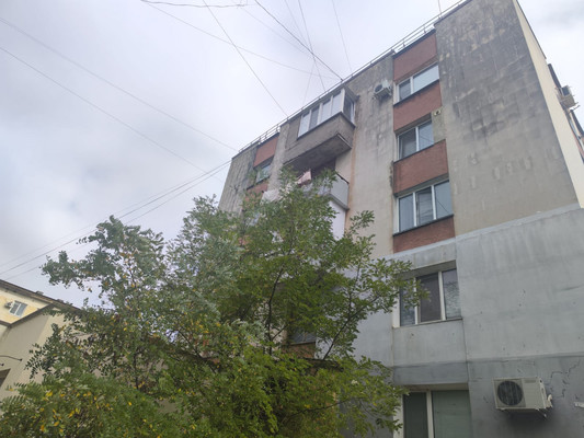 Продам однокомнатную (1-комн.) квартиру, Строителей ул, 1, Молодежное пгт