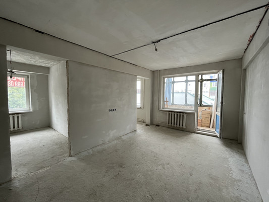 Продам многокомнатную квартиру, Интернациональная ул, 16, Белореченск г