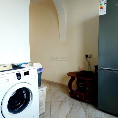 Продам однокомнатную (1-комн.) квартиру, Каширское ш, 102к1, Москва г