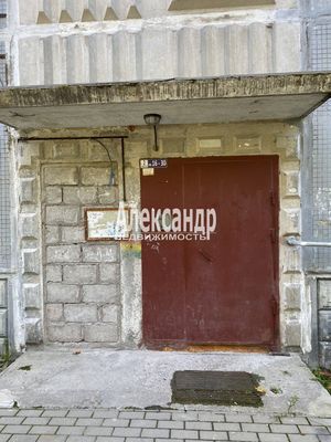 Продам однокомнатную (1-комн.) квартиру, Юбилейная ул, 12, Кузнечное гп