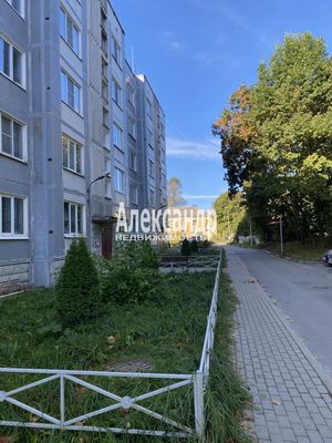 Продам однокомнатную (1-комн.) квартиру, Юбилейная ул, 12, Кузнечное гп