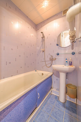 Продам двухкомнатную (2-комн.) квартиру, Чкалова ул, 41, Пенза г