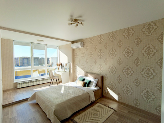 Продам трехкомнатную (3-комн.) квартиру, Чернякова ул, 3, Йошкар-Ола г