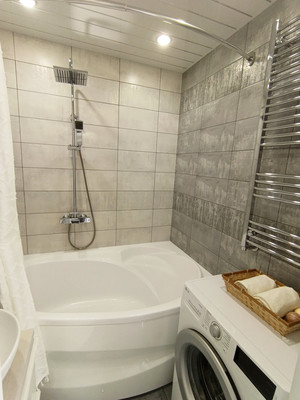 Продам трехкомнатную (3-комн.) квартиру, Чернякова ул, 3, Йошкар-Ола г