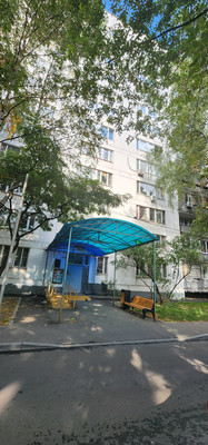 Продам трехкомнатную (3-комн.) квартиру, Ферганская ул, 15к1, Москва г