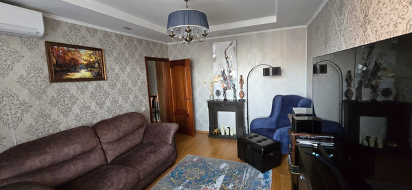 Продам двухкомнатную (2-комн.) квартиру, Северный (Купелинка мкр) кв-л, 4, Сапроново д