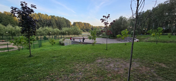 Продам двухкомнатную (2-комн.) квартиру, Северный (Купелинка мкр) кв-л, 4, Сапроново д