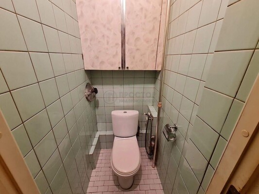 Продам трехкомнатную (3-комн.) квартиру, Ленинский пр-кт, 70/11, Москва г
