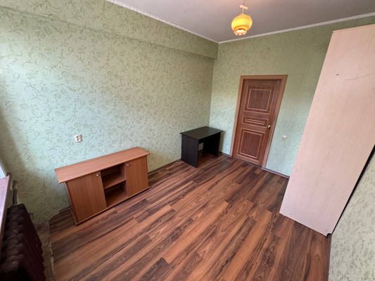 Продам многокомнатную квартиру, Аллея Труда ул, 38, Комсомольск-на-Амуре г