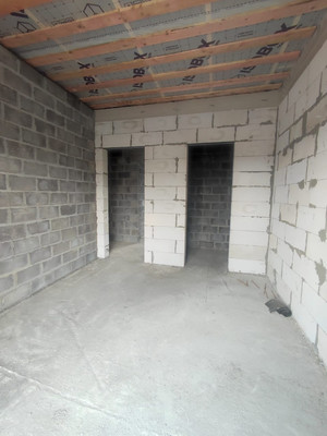 Продам дом, Янтарная (Радужный мкр.) ул, 15, Октябрьский г, 0 км от города