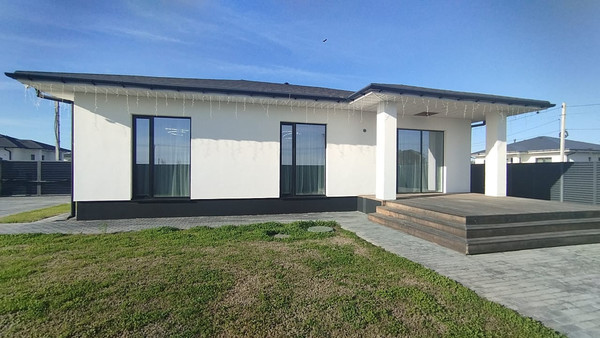 Продам дом, Янтарная (Радужный мкр.) ул, 15, Октябрьский г, 0 км от города