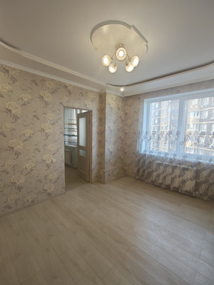 Продам однокомнатную (1-комн.) квартиру, Лазурная ул, 10к1, Анапа г