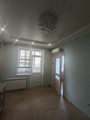 Продам однокомнатную (1-комн.) квартиру, Лазурная ул, 10к1, Анапа г