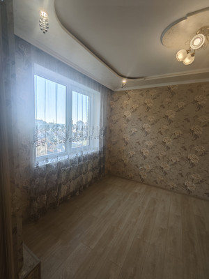 Продам однокомнатную (1-комн.) квартиру, Лазурная ул, 10к1, Анапа г