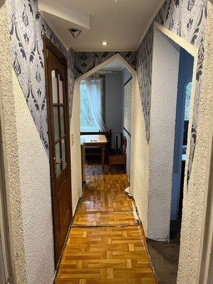 Продам двухкомнатную (2-комн.) квартиру, Янтарная ул, 10, Донское пгт