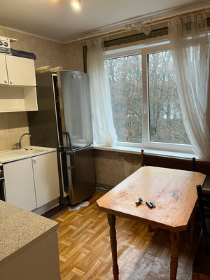 Продам двухкомнатную (2-комн.) квартиру, Янтарная ул, 10, Донское пгт