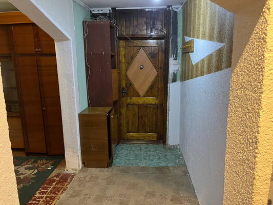 Продам двухкомнатную (2-комн.) квартиру, Янтарная ул, 10, Донское пгт