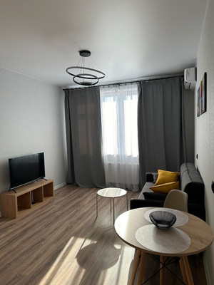 Сдам однокомнатную (1-комн.) квартиру, им. лётчика Позднякова ул, 2к25, Краснодар г