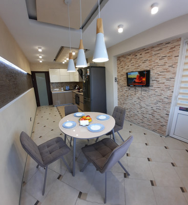 Продам трехкомнатную (3-комн.) квартиру, Терешковой ул, 17, Иркутск г