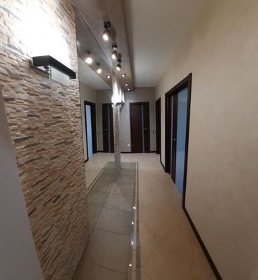 Продам трехкомнатную (3-комн.) квартиру, Терешковой ул, 17, Иркутск г