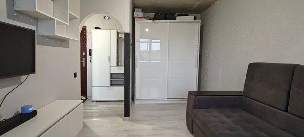 Продам однокомнатную (1-комн.) квартиру, Юбилейная ул, 10, Дядьково с