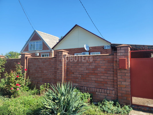 Продам дом, Красная ул, 178, Стародеревянковская ст-ца, 0 км от города