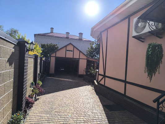 Продам коттедж, Надинского ул, 6, Симферополь г, 0 км от города