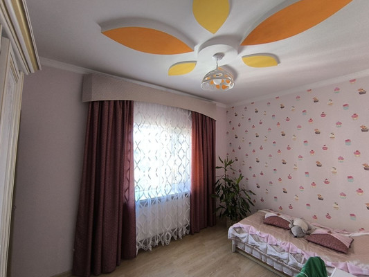 Продам коттедж, Надинского ул, 6, Симферополь г, 0 км от города