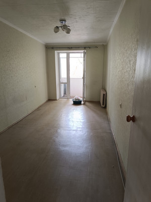 Продам двухкомнатную (2-комн.) квартиру, Кечкеметская ул, 97, Симферополь г