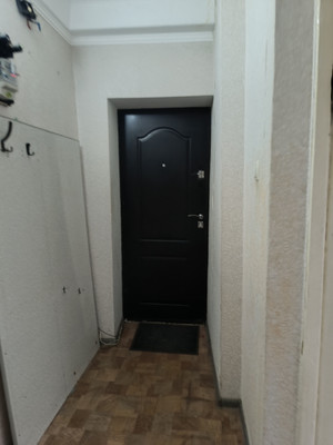 Продам двухкомнатную (2-комн.) квартиру, Кечкеметская ул, 97, Симферополь г