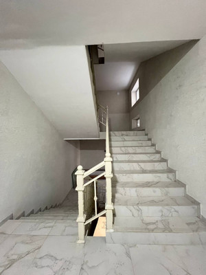 Продам двухкомнатную (2-комн.) квартиру, Согаева ул, 17, Эльбрус с